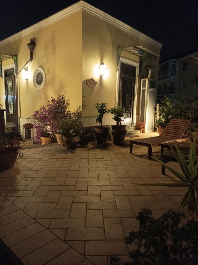 那不勒斯Il Portoncino住宿加早餐旅馆 外观 照片