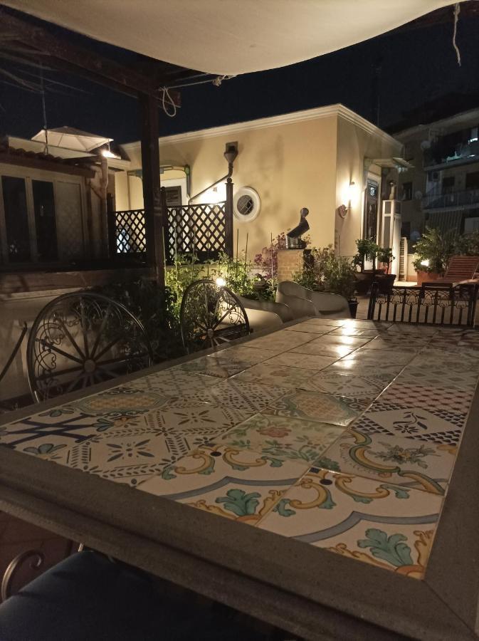 那不勒斯Il Portoncino住宿加早餐旅馆 外观 照片